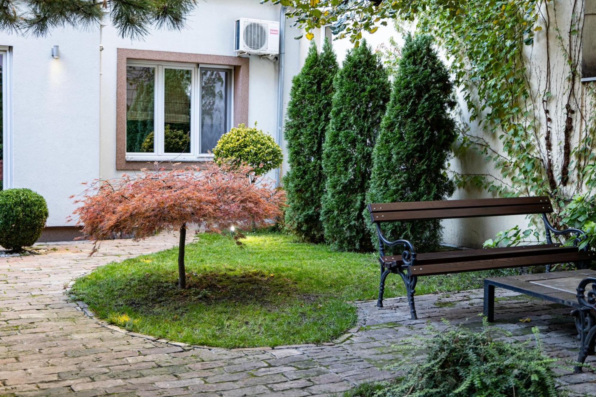 Green And Blue Garden Apartments Belgrade Luaran gambar