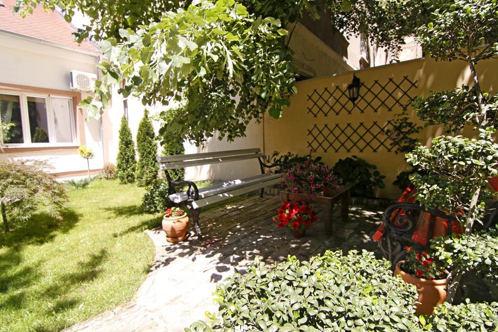 Green And Blue Garden Apartments Belgrade Luaran gambar